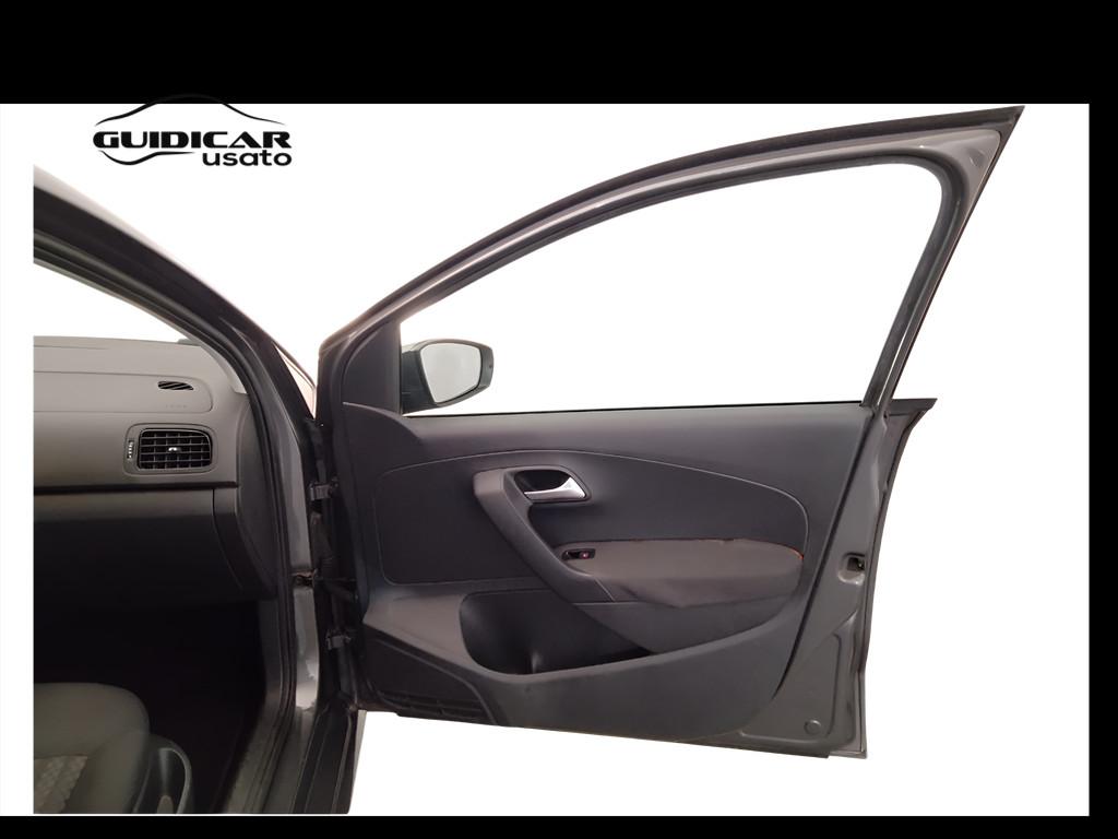 VOLKSWAGEN Polo V 2014 - Polo 5p 1.0 mpi Trendline 60cv