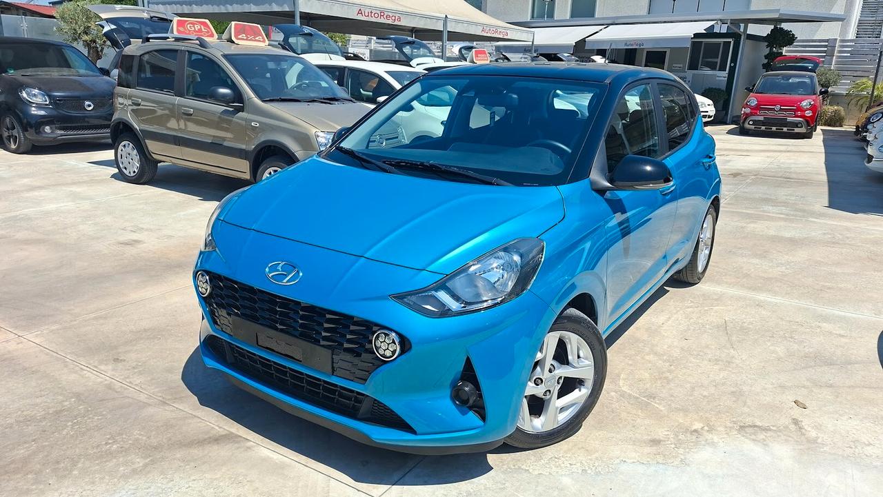 Hyundai i10 1.0 Benzina con telecamera 2020
