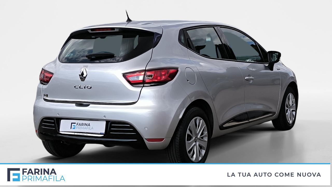 RENAULT Clio IV 2017 - Clio 0.9 tce Moschino Life 75cv