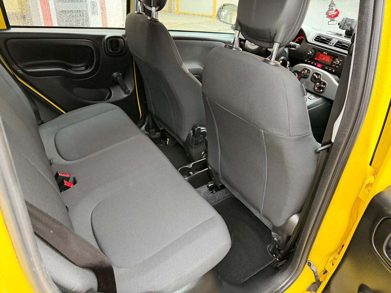 FIAT PANDA 1.0 Hybrid City Cross NEOPATENTATI