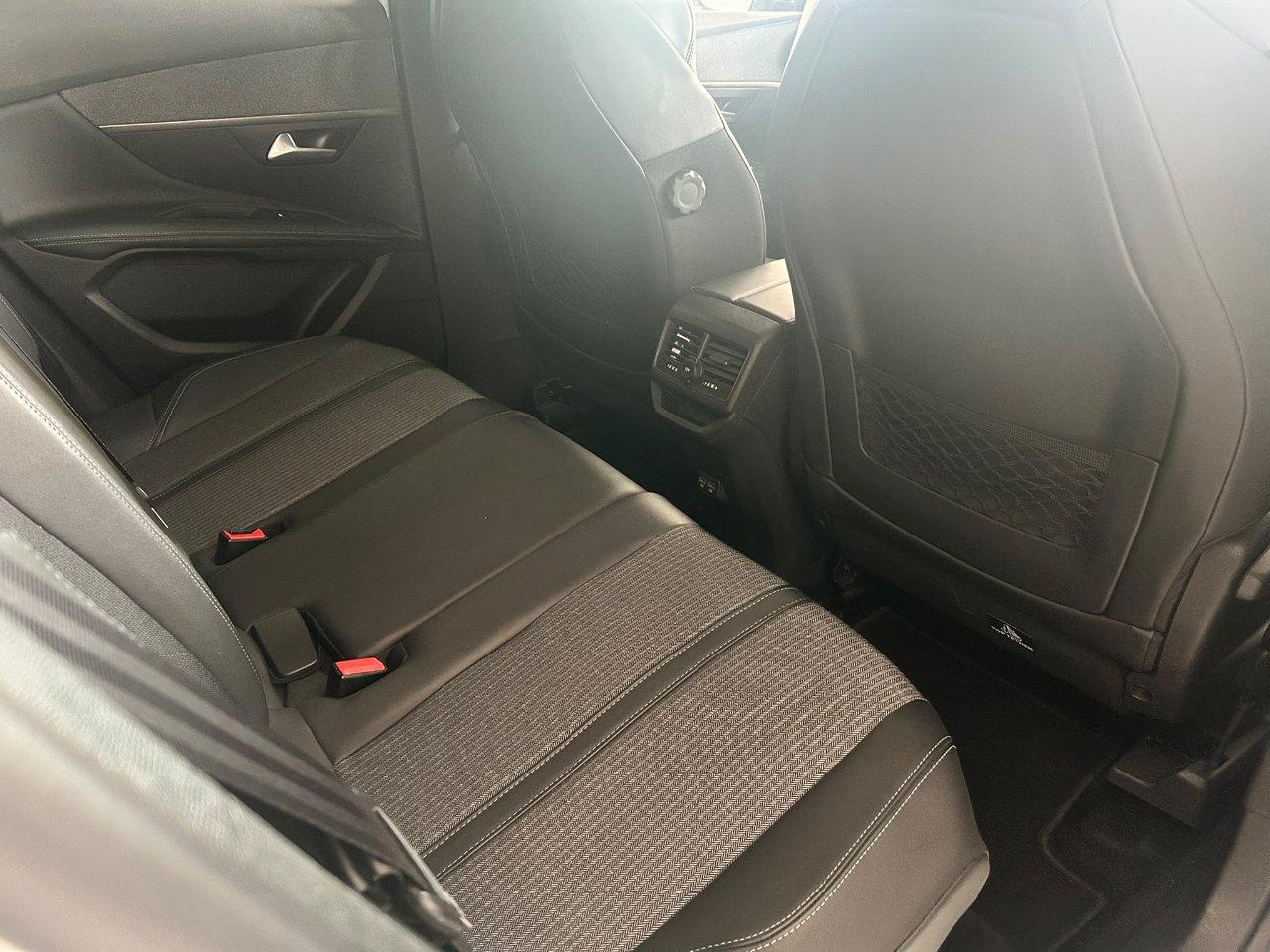 Peugeot 3008 3008 1.5 bluehdi Allure Pack s&s 130cv eat8