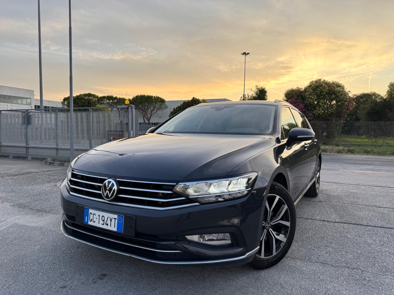 VOLKSWAGEN PASSAT 2.0 Tdi Evo EXECUTIVE - Led 17