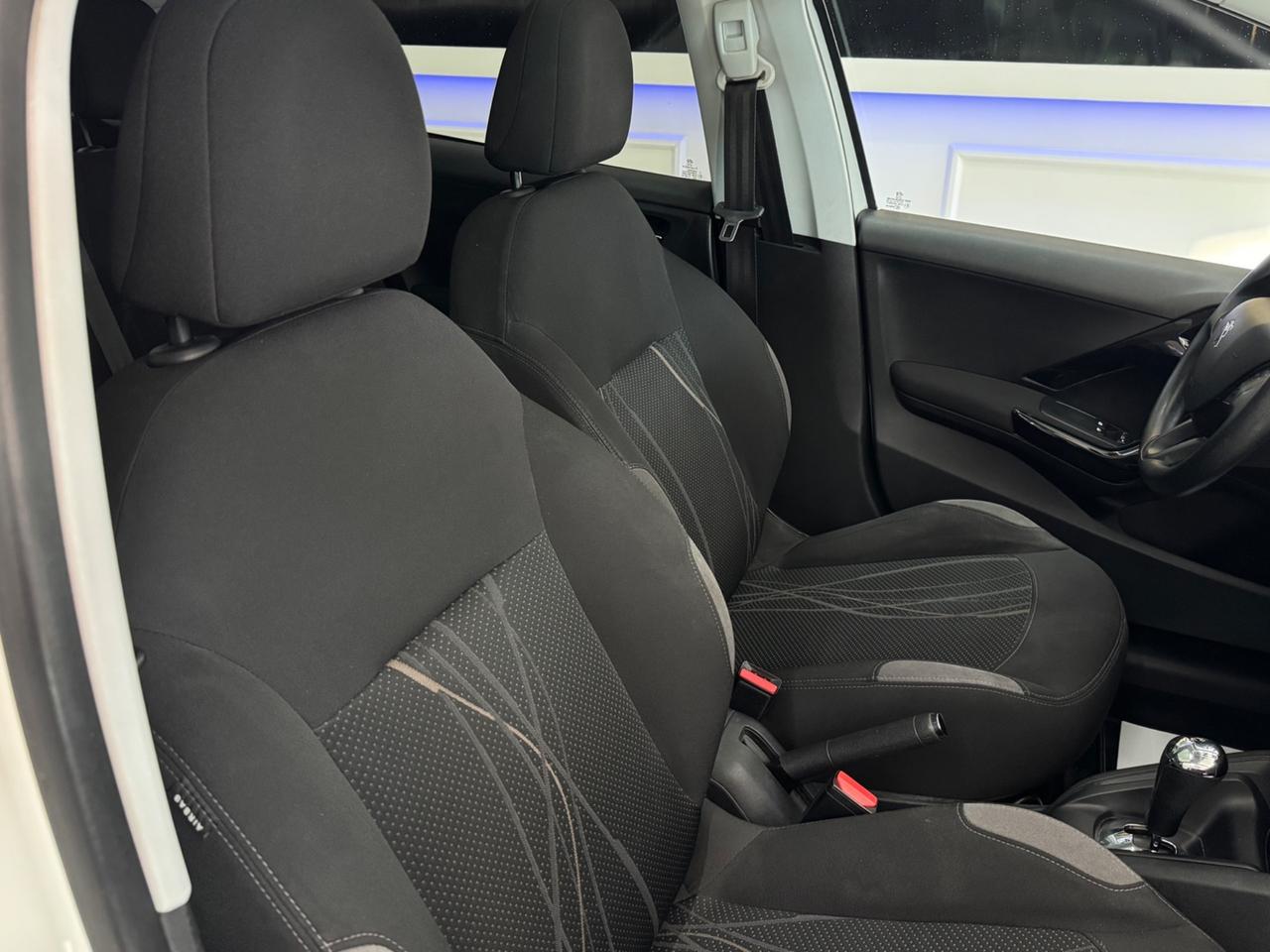 Peugeot 208 1.4 HDi 68Cv Allure-Iper Full