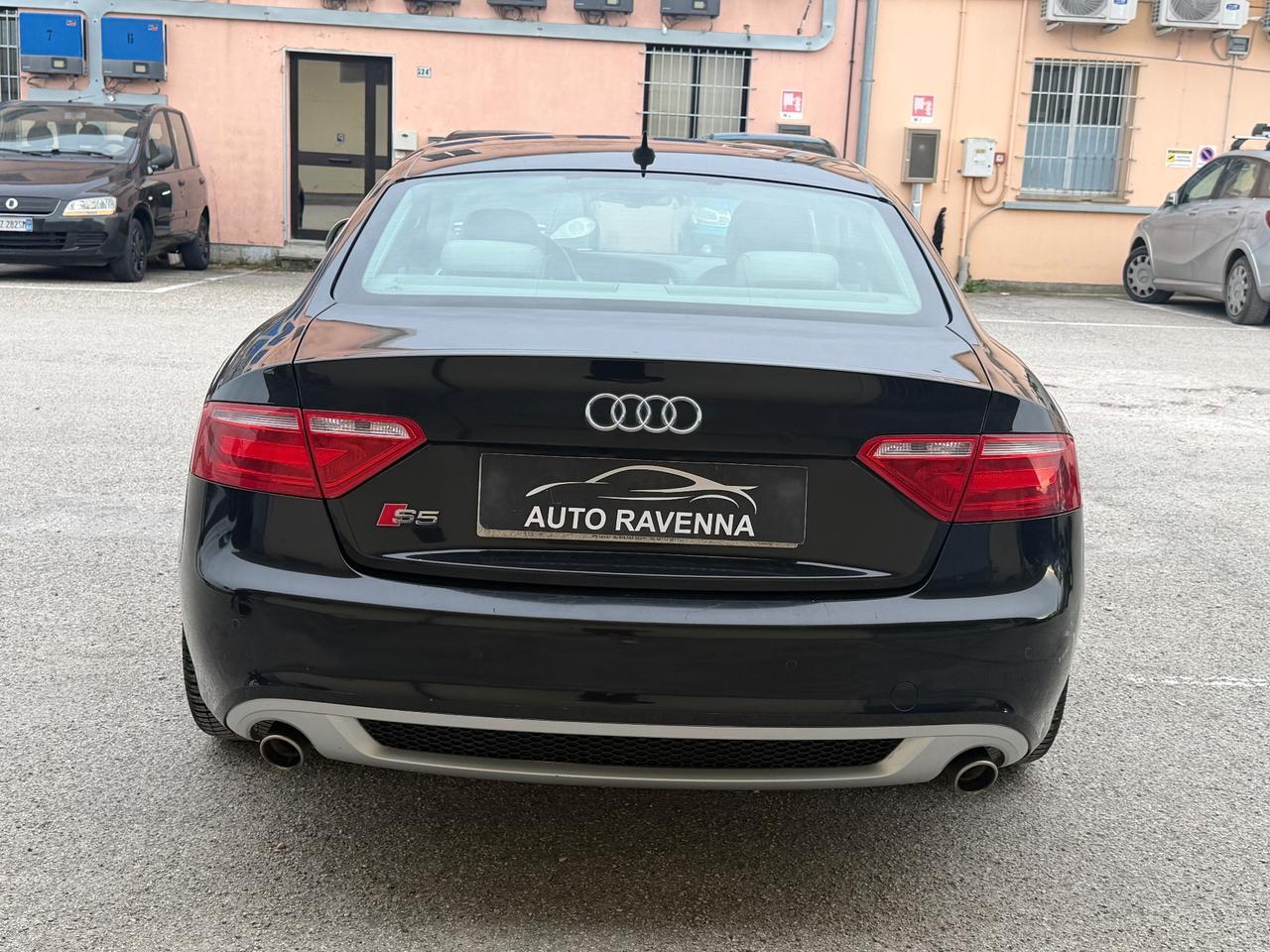 Audi A5 3.0 V6 TDI 239CV Quattro S-Line