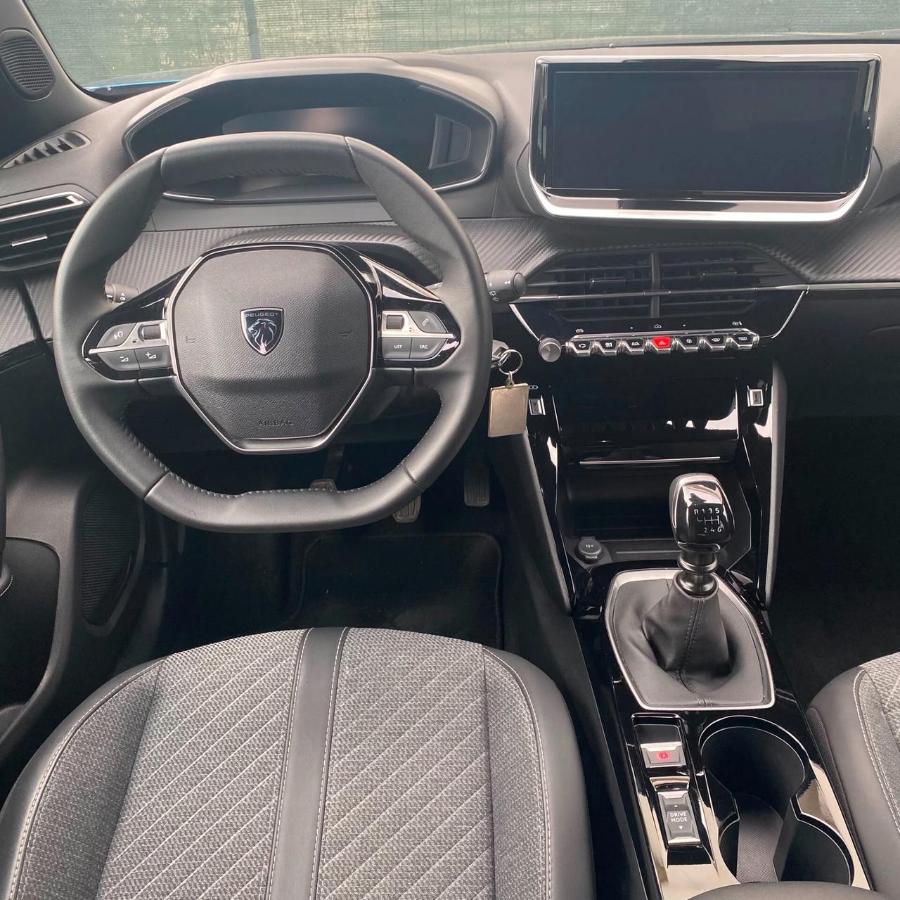Peugeot 2008 PureTech 100 S&S Allure