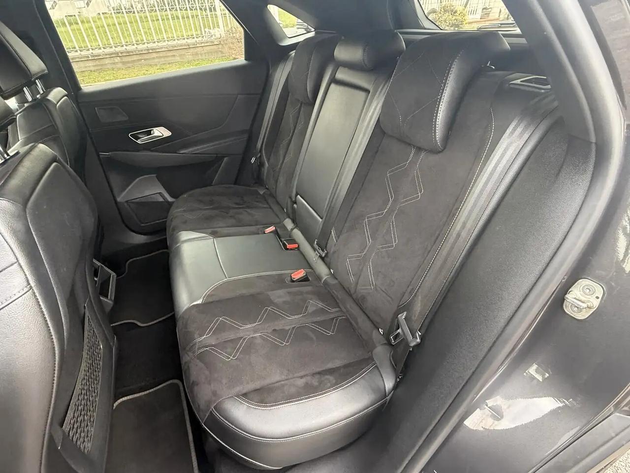 Ds 7 Crossback BlueHDi 130 aut. Performance Line