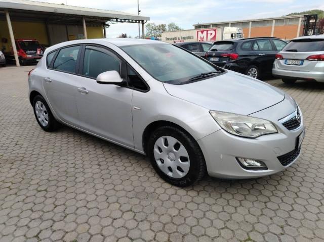 Opel Astra 1.7 cdti Cosmo 110cv