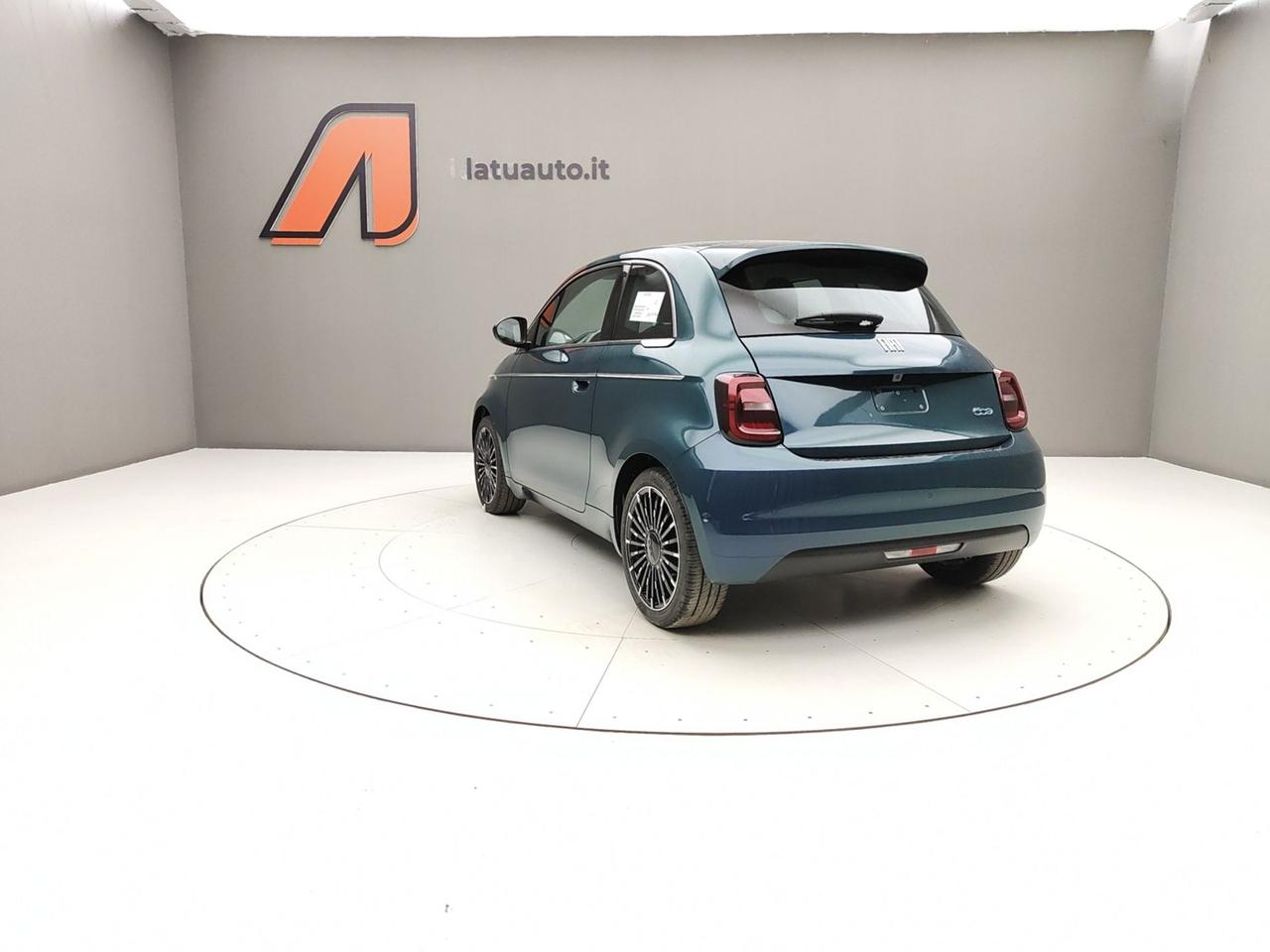 FIAT 500e 118CV 42KW LA PRIMA