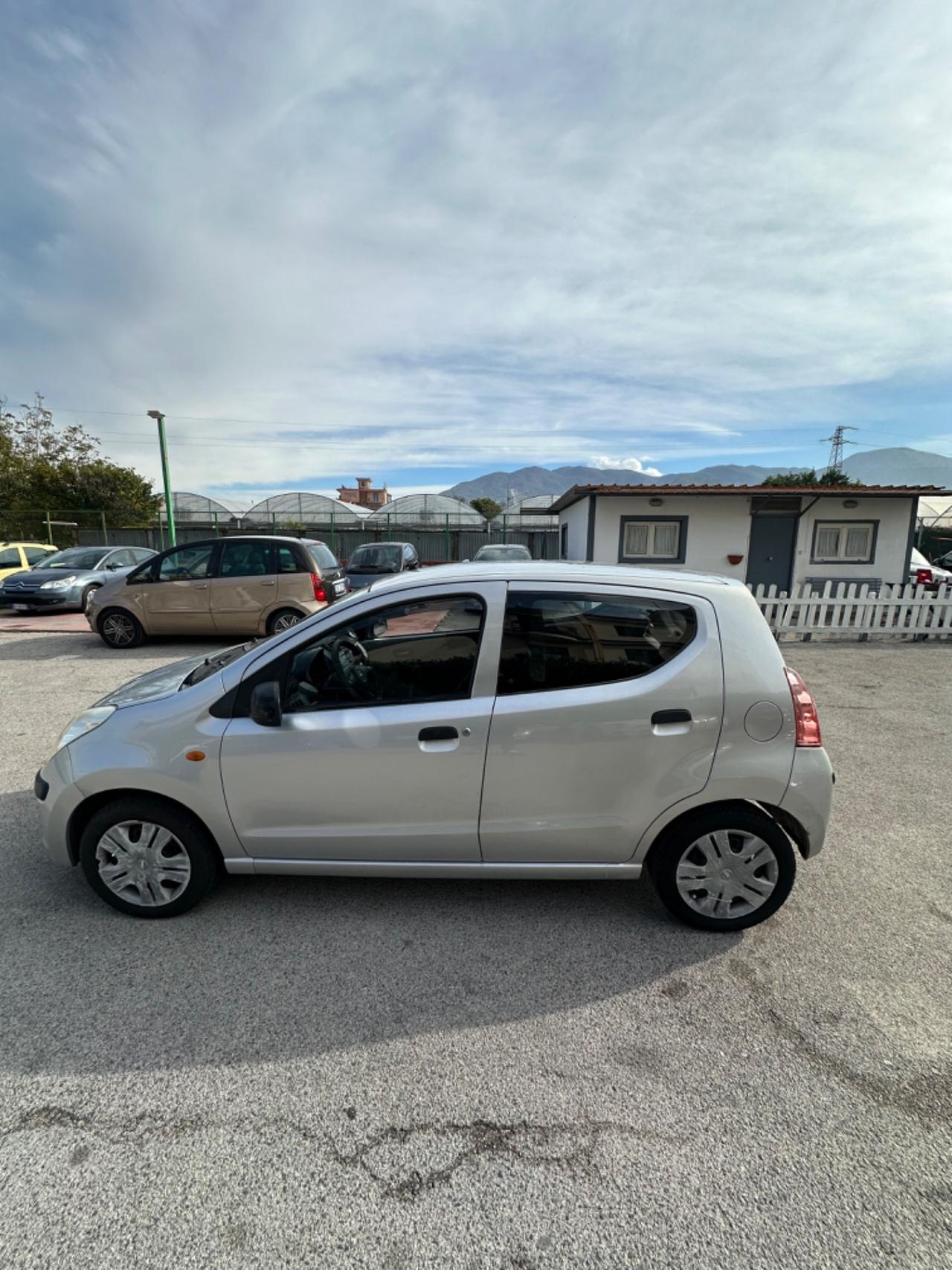 Nissan Pixo 1.0 5 porte Easy