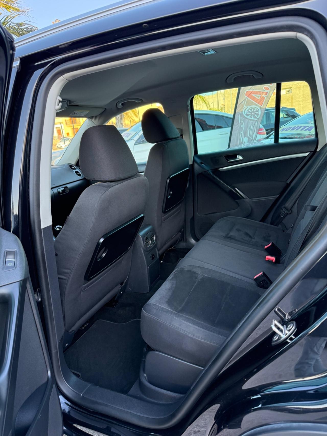 Volkswagen Tiguan 2.0 TDI 140 CV Sport & Style BlueMotion Technology