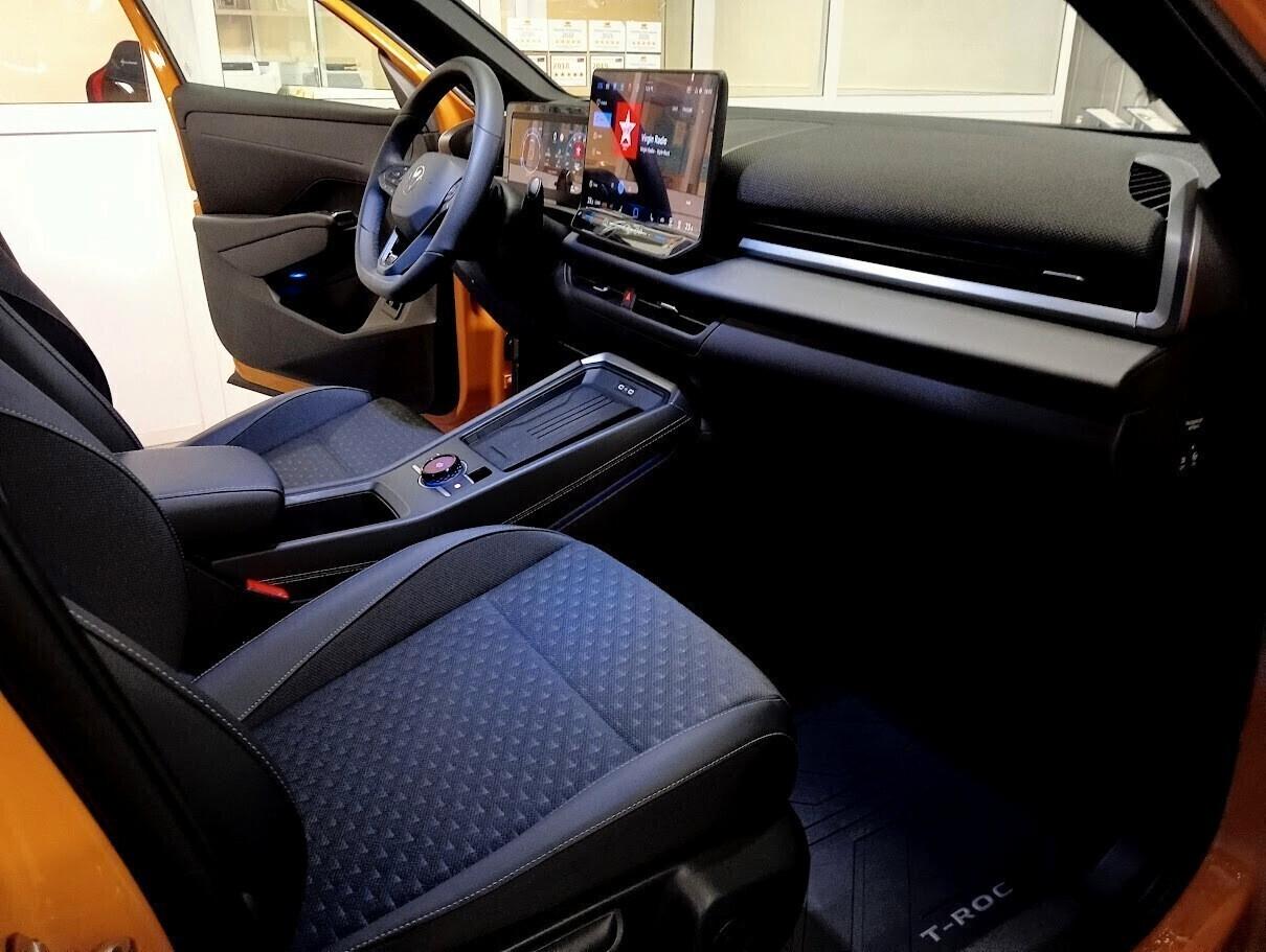 Volkswagen T-Roc 1.5 TSI 150cv RLINE 20" BICOLOR MATRIX PRONTA CONS