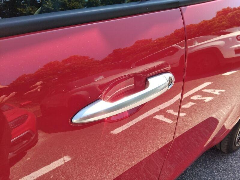 Lancia Ypsilon NUOVA My23 1.0 Firefly 70 CvStart&Stop Hybrid Gold