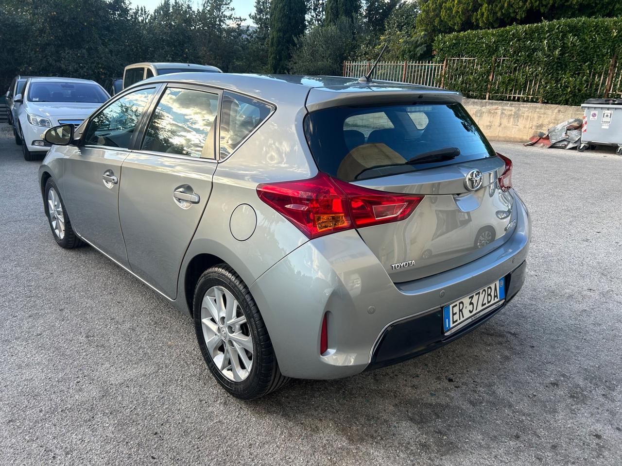 Toyota Auris 1.4 D-4D Lounge