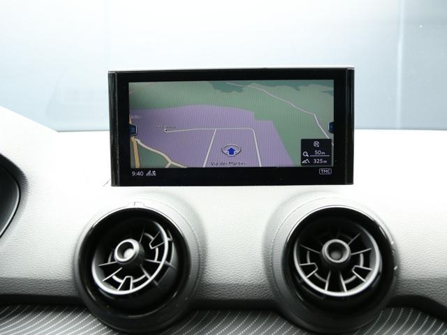 AUDI Q2 2.0 TDI quattro S tronic Design