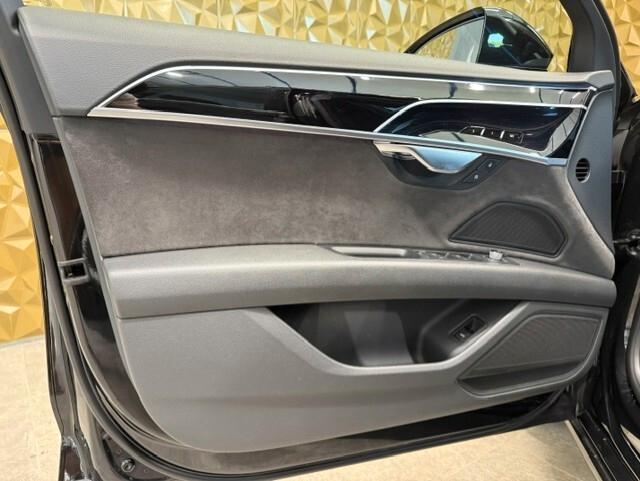 Audi A8 50 TDI 3.0 quattro tiptronic