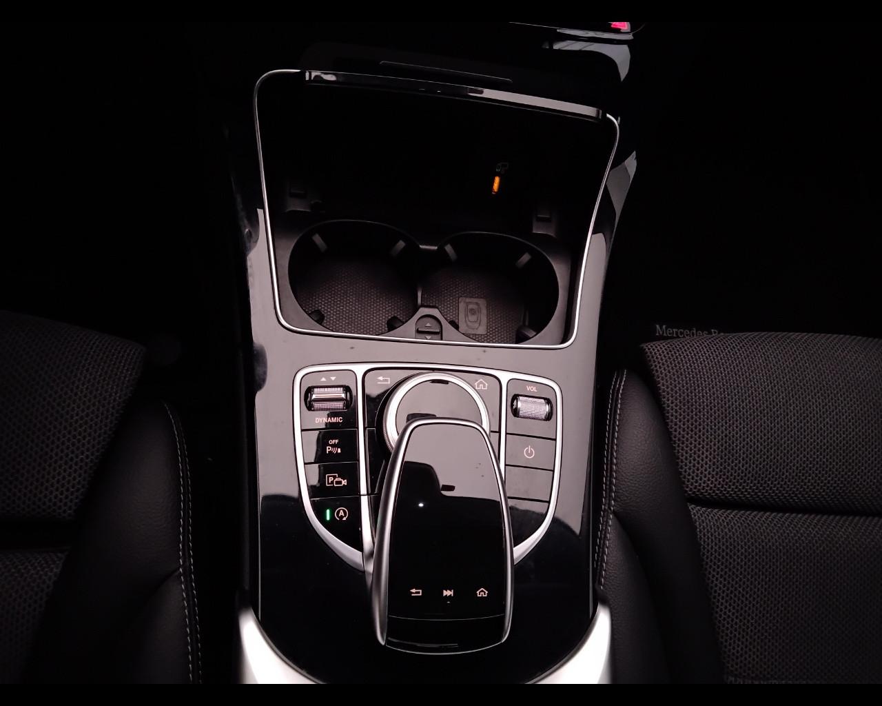 Mercedes-Benz Classe C-W205 2018 Berlina - C 220 d Premium 4matic auto