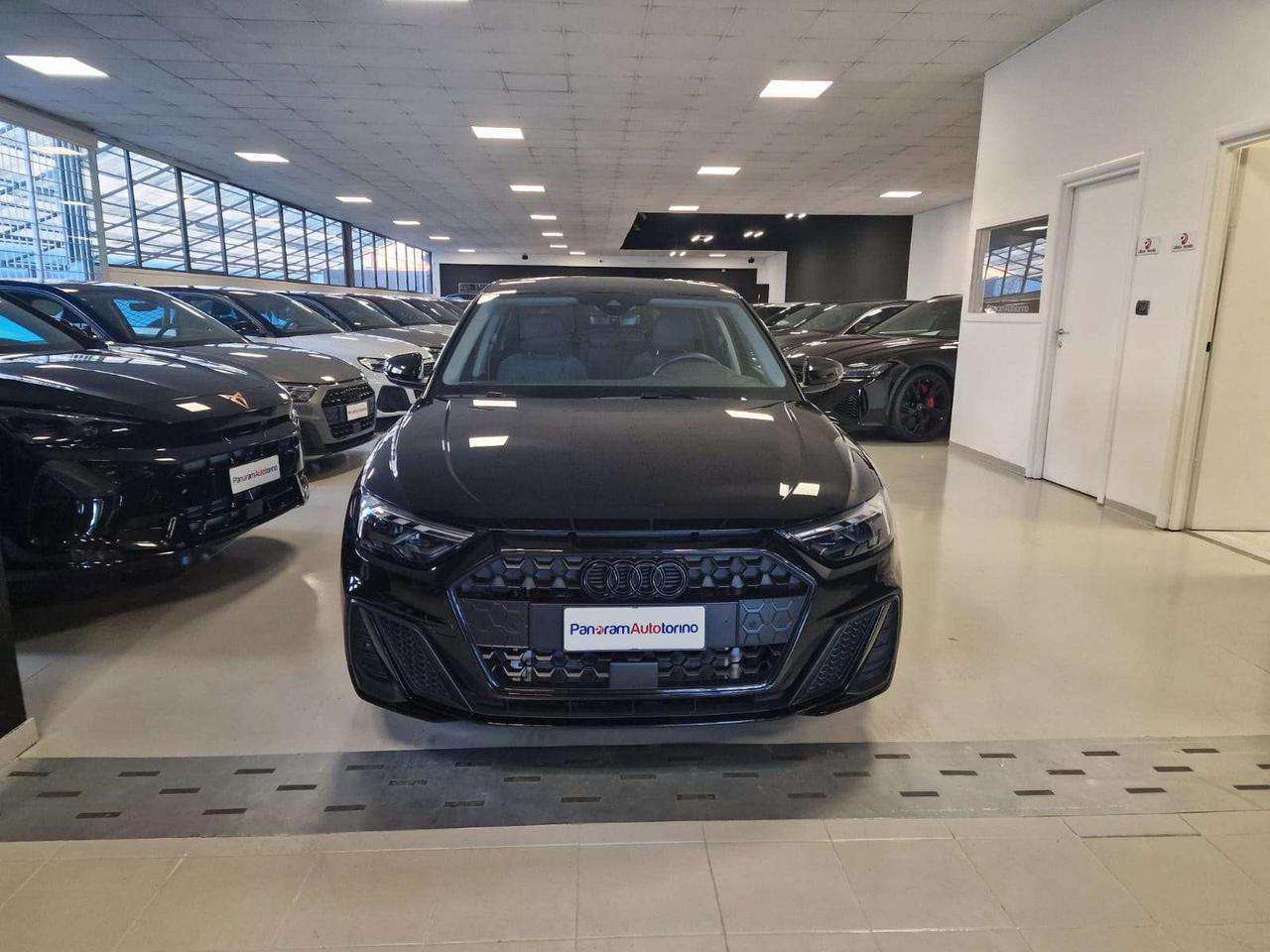 Audi A1 A1 SPB 30 1.0 tfsi Identity Black 116cv s-tronic