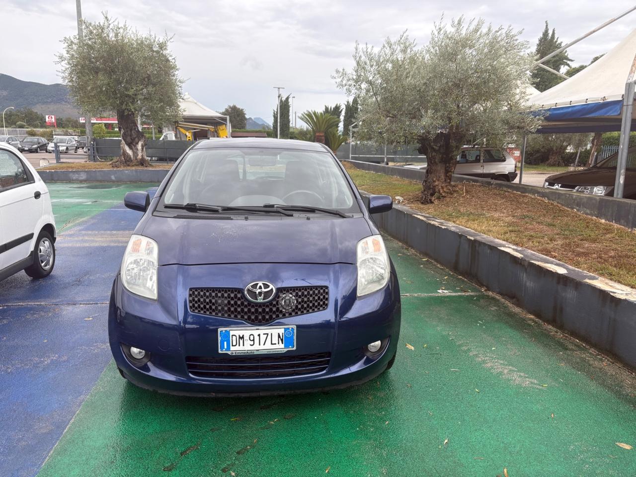 Toyota Yaris 1.0 5 porte Sol