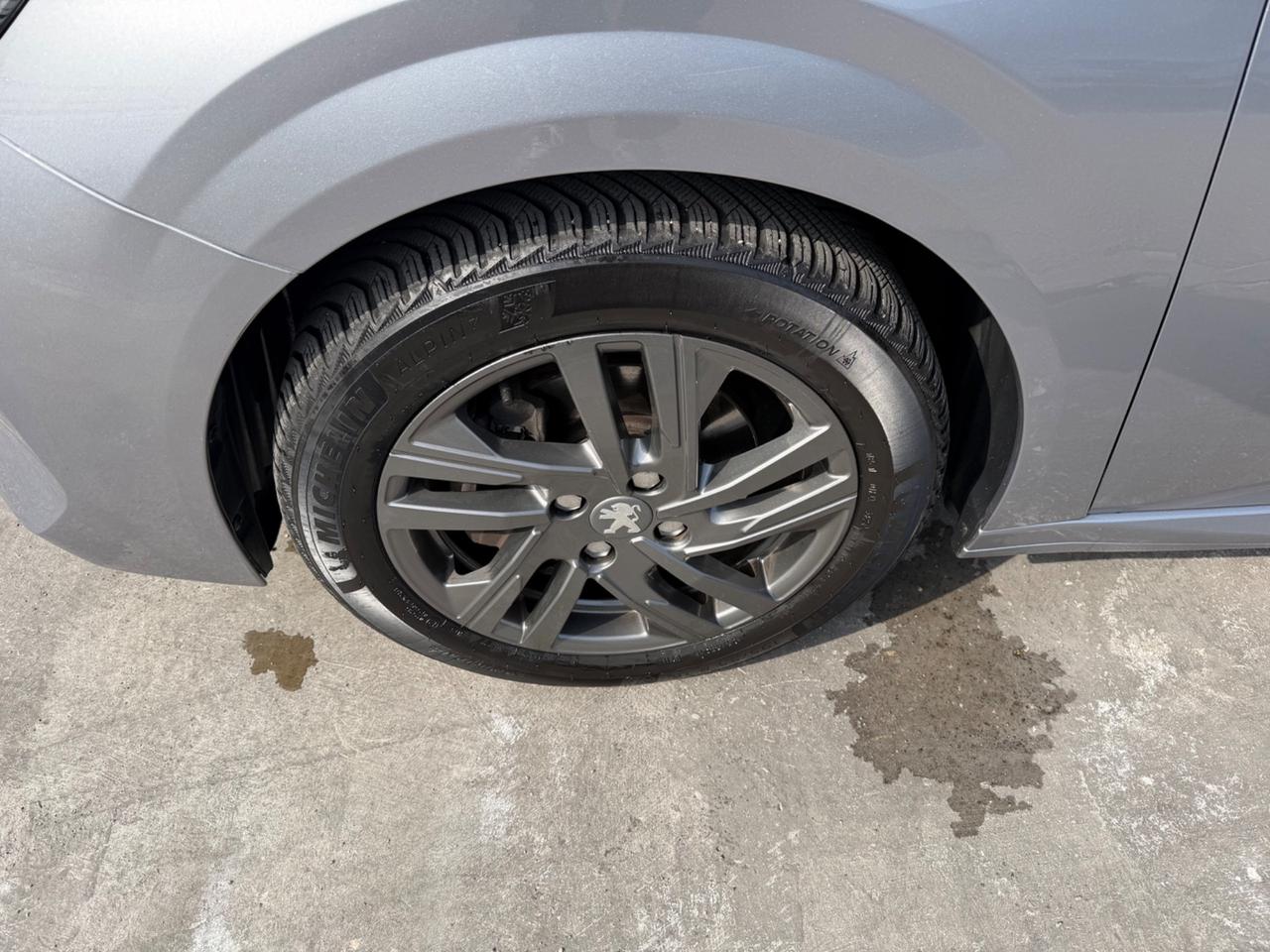 Peugeot 208 BlueHDi 100 Stop&Start 5 porte Allure