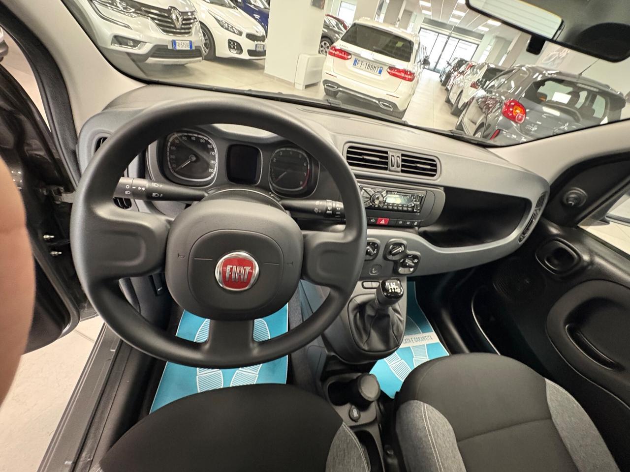Fiat Panda 1.0 Hybrid 69cv 2021 km 4000 neopatentati