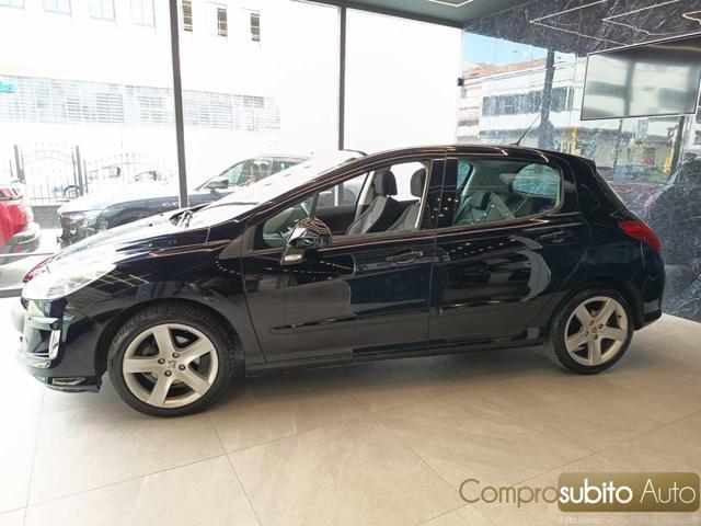 PEUGEOT 308 1.6 HDi 110CV 5p. Féline (6 Marce)