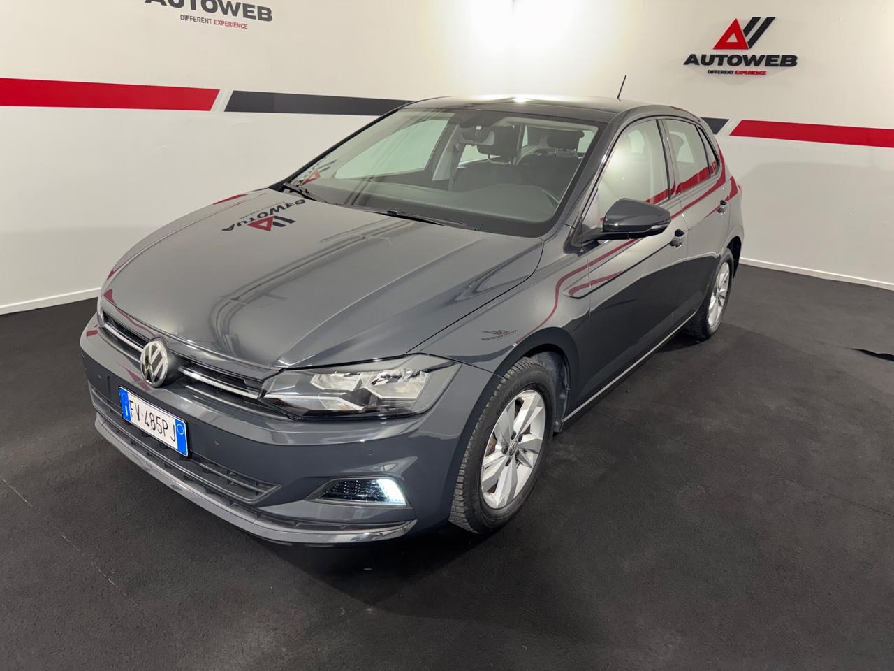 Volkswagen Polo BLUEMOTION TECHNOLOGY, SENSORI ANT & POS, RICARICA WIRELESS, APLLECARPLAY ANDROI