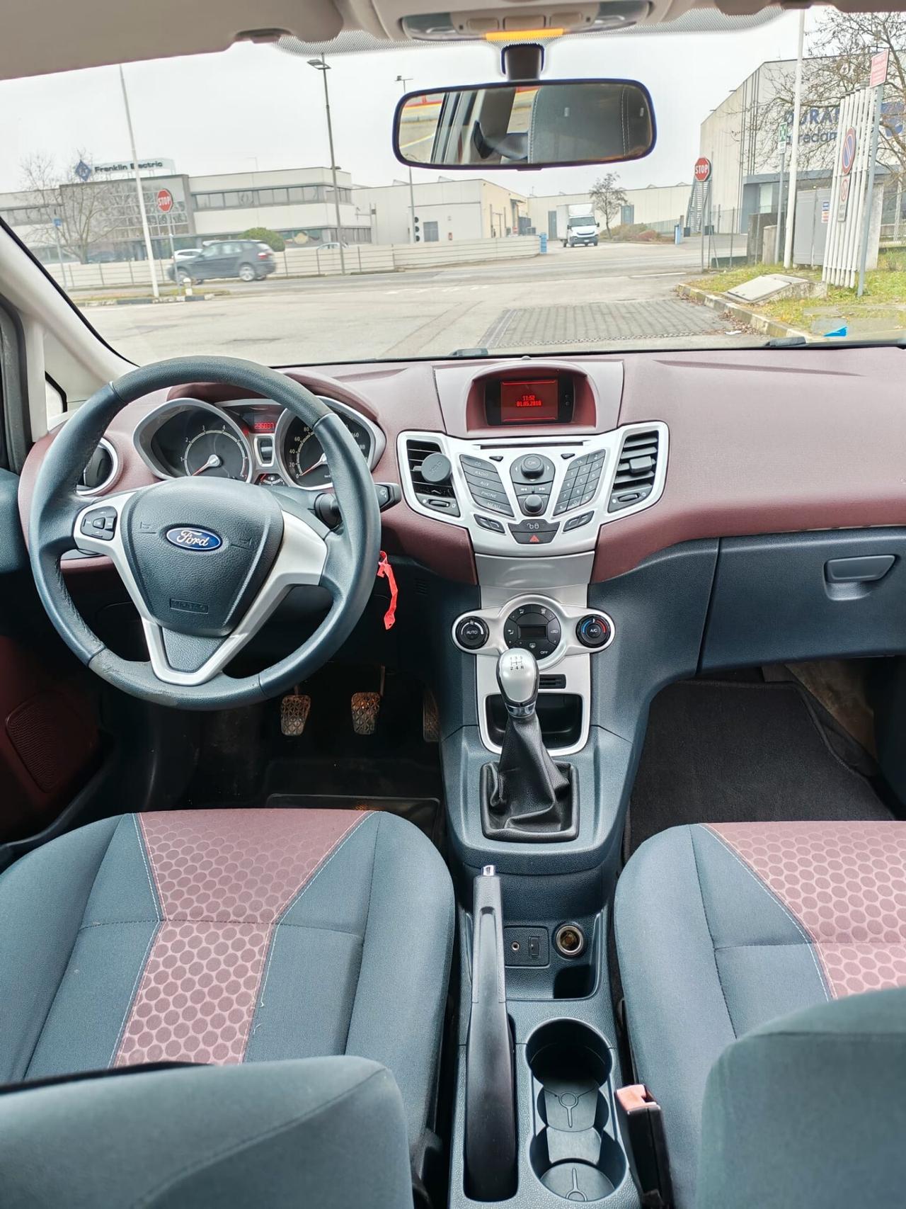 Ford Fiesta 1.2 82CV 3 porte Titanium