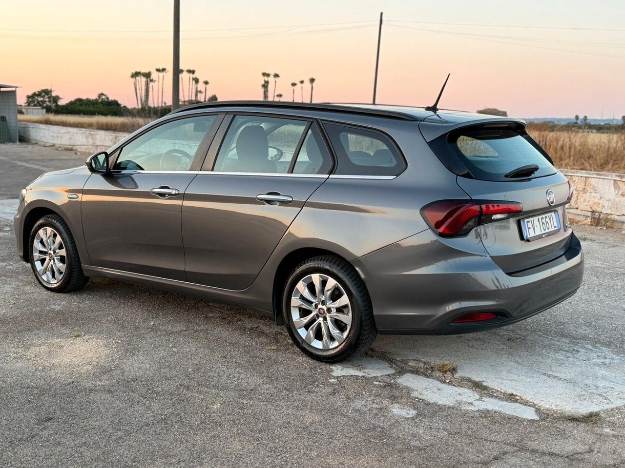 Fiat Tipo 1.6 Mjt S&S SW Lounge