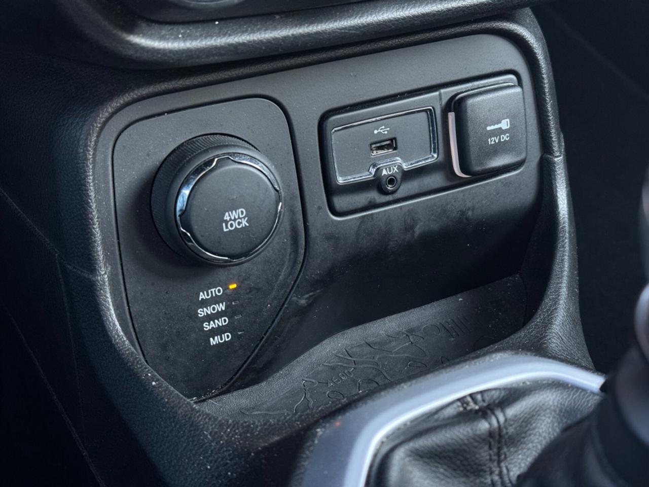 Jeep Renegade 2.0 Mjt 140CV 4WD Limited Keyless + Navigatore