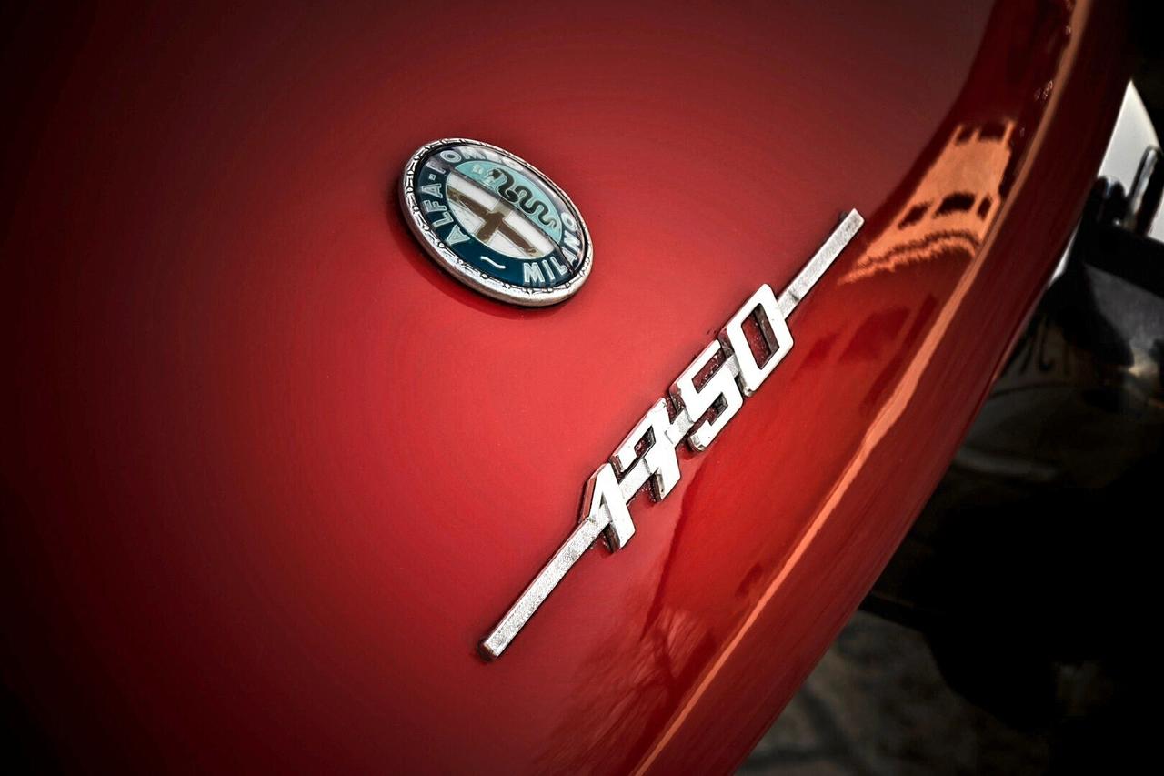 Alfa Romeo Spider Duetto osso di seppia 1750