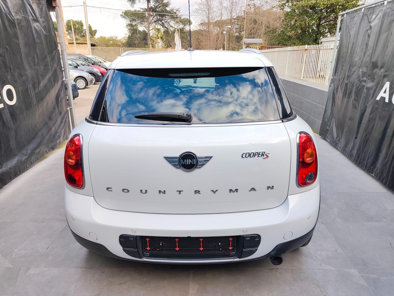 Mini Countryman CAMBIO AUTOMATICO 1.6 BENZINA