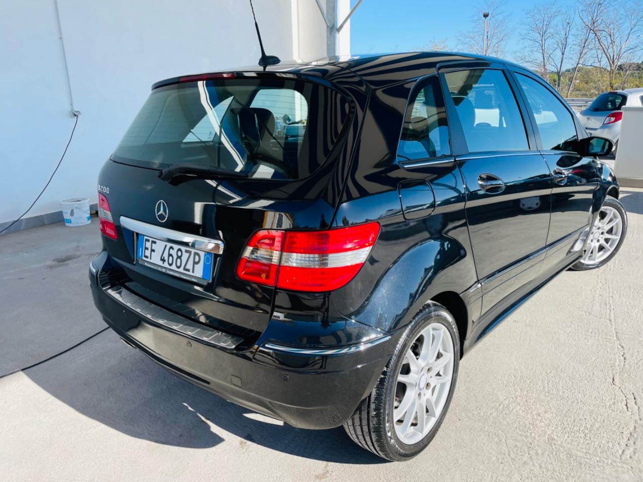 Mercedes-benz B 200 CDI AUT. Premium