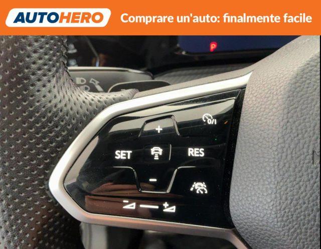 VOLKSWAGEN Golf 1.5 eTSI 150 CV EVO ACT DSG R-Line