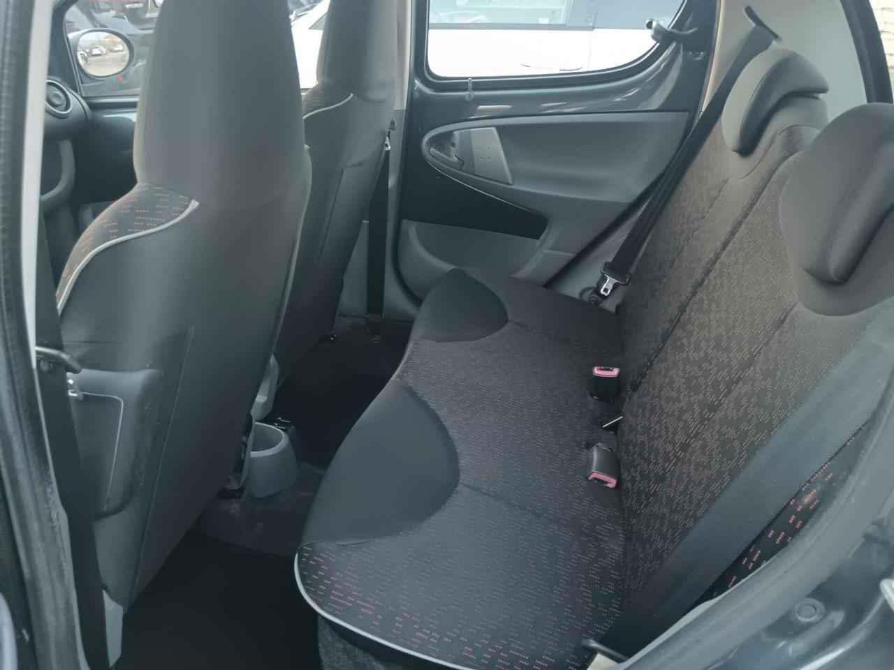 Toyota Aygo 1.0 12V VVT-i 5 porte