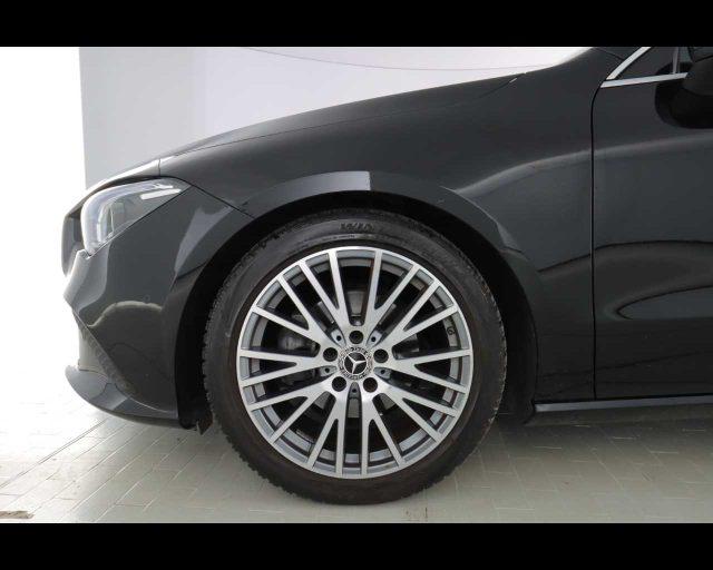 MERCEDES-BENZ CLA 180 d Automatic Premium