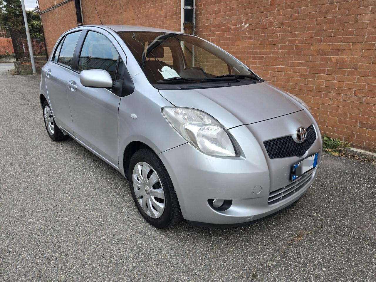 Toyota Yaris 1.3 5 porte M-MT Sol