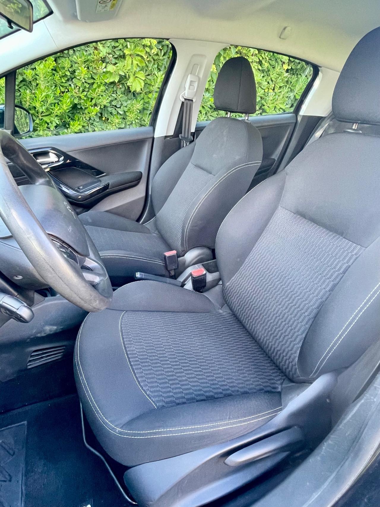 Peugeot 208 BlueHDi 75 5 porte Active