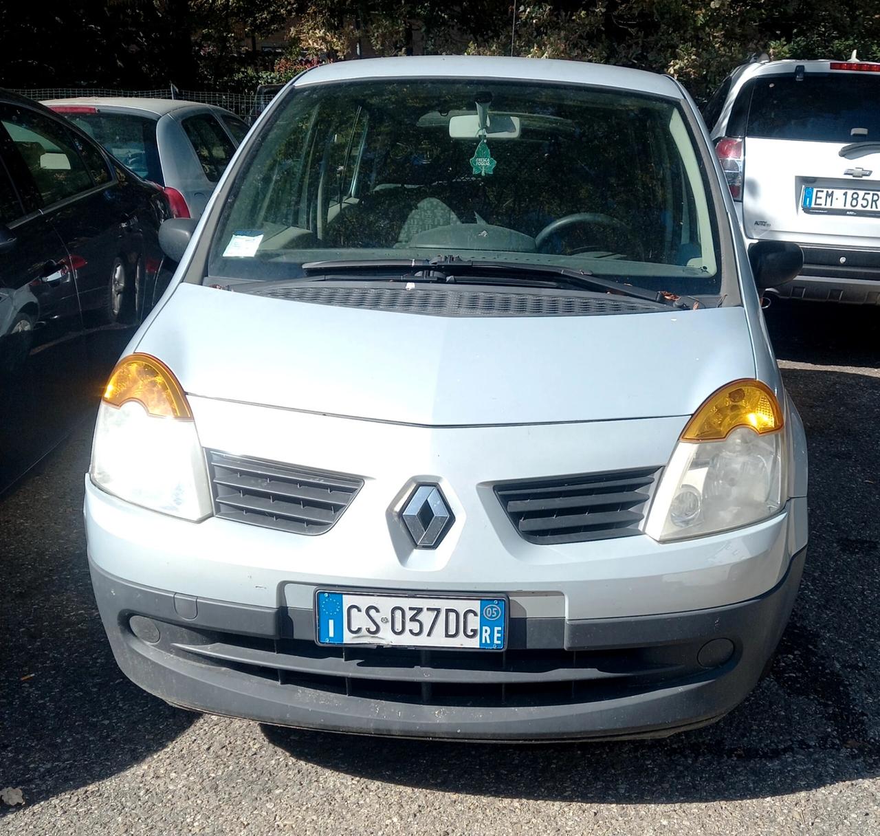 Renault Modus 1.2 16V Luxe Privilège