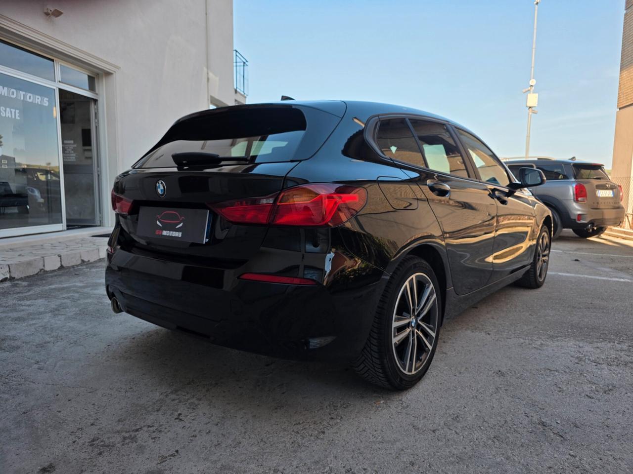 Bmw 118i 5p. Sport 2020