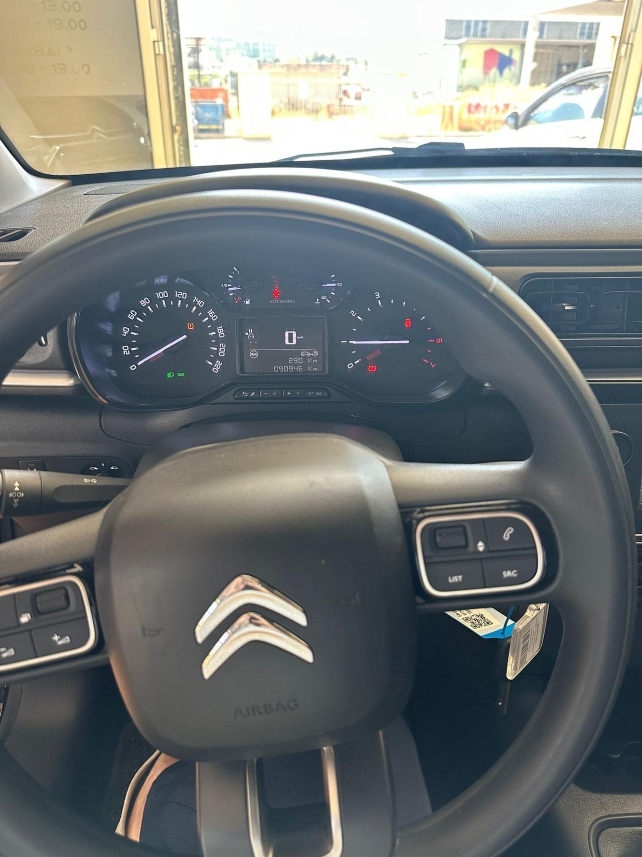 Citroen C3 1.2 benz 2023 YOU!