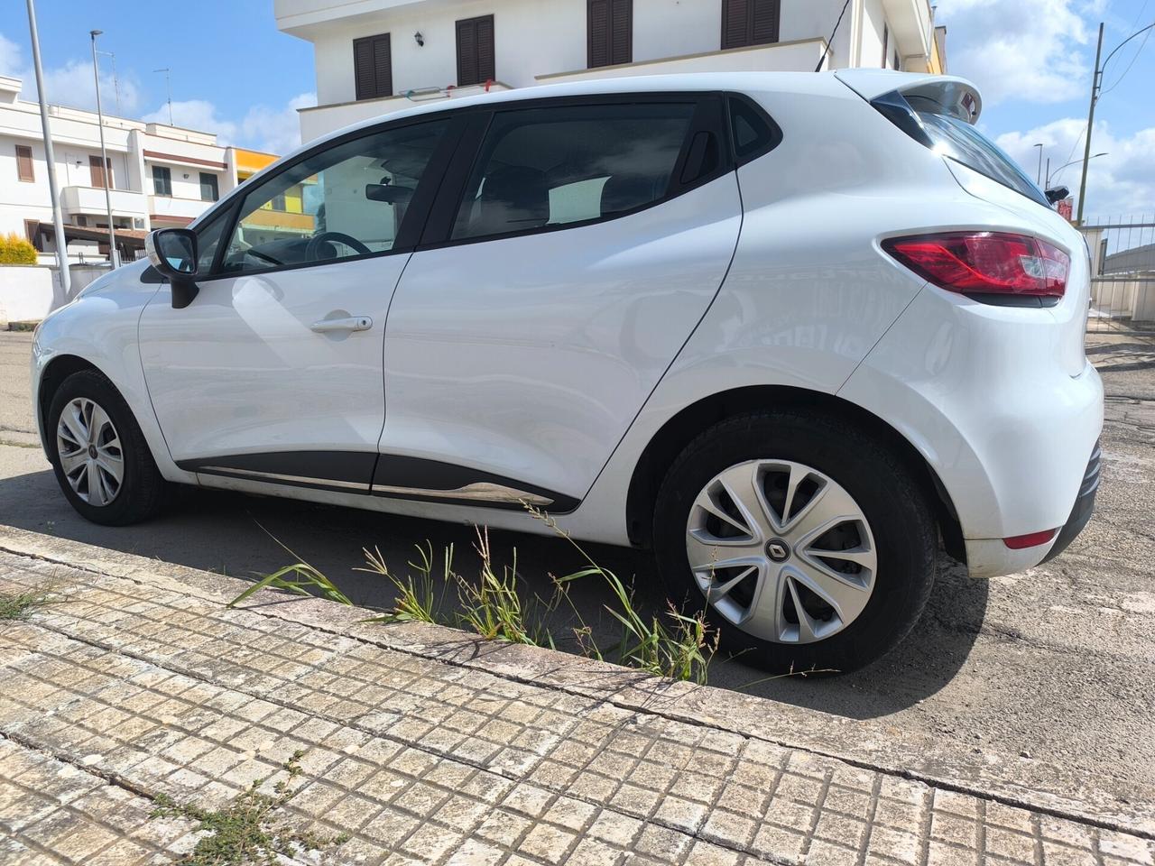 RENAULT CLIO GPL CASA MADRE 03/2019 1PRO KM 105.000