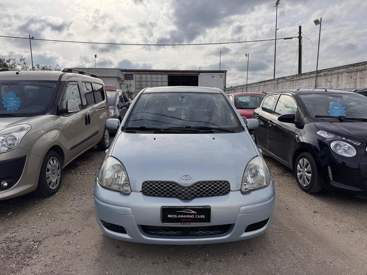 Toyota Yaris 1.4 tdi D-4D cat 5 porte Sol