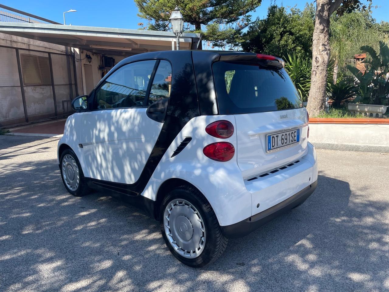Smart ForTwo 1000 52 kW coupé pure
