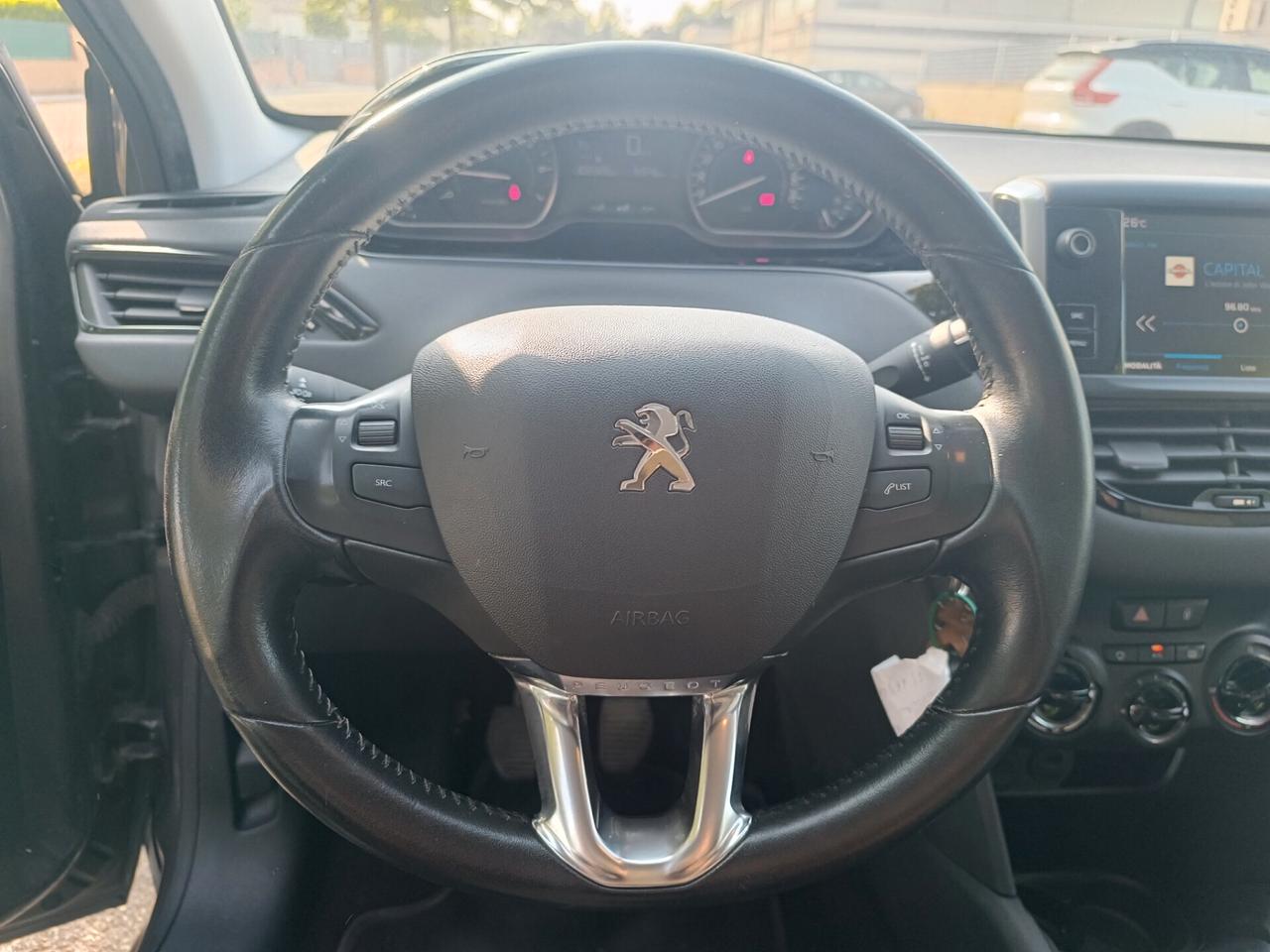 Peugeot 208 1.2 5 porte del 2018 SOLO 102.000 KM