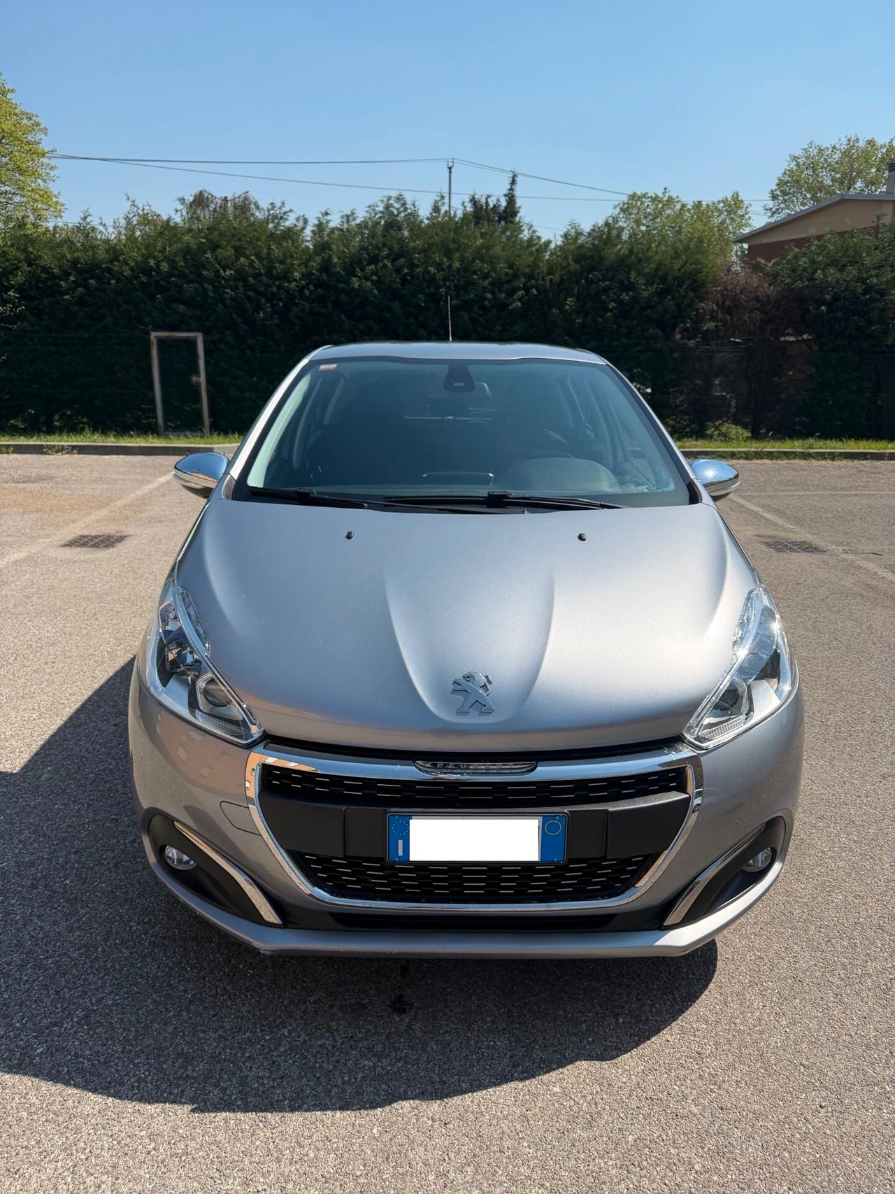 Peugeot 208 1.5 - NEOP. - NAV. - 12 MESI DI GARANZIA -