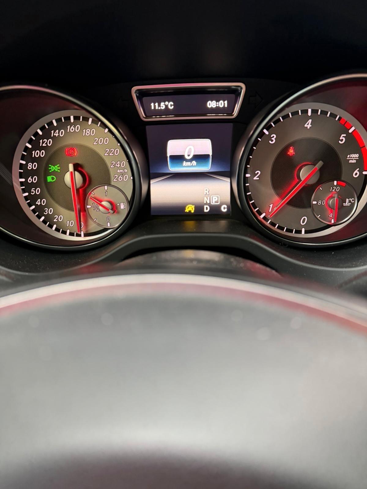 Mercedes-benz GLA 180 - 2016 - KM. 100 MILA