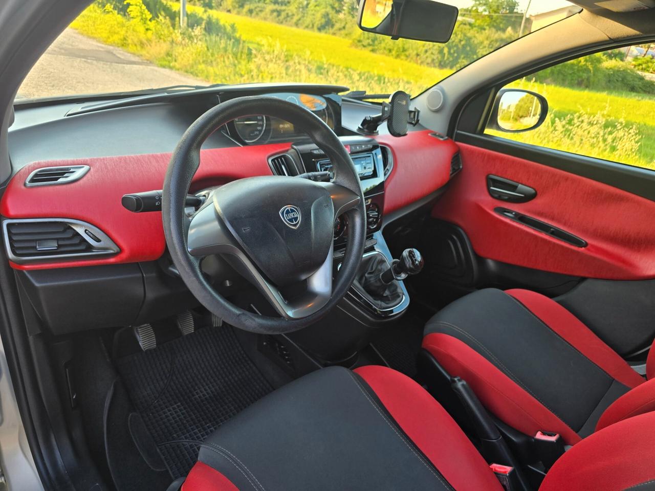 Ypsilon 0.9 TwinAir Metano-GARANZIA- NEOPATENTATI
