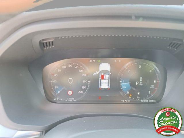 VOLVO XC60 B4 (d) AWD Geartronic Momentum