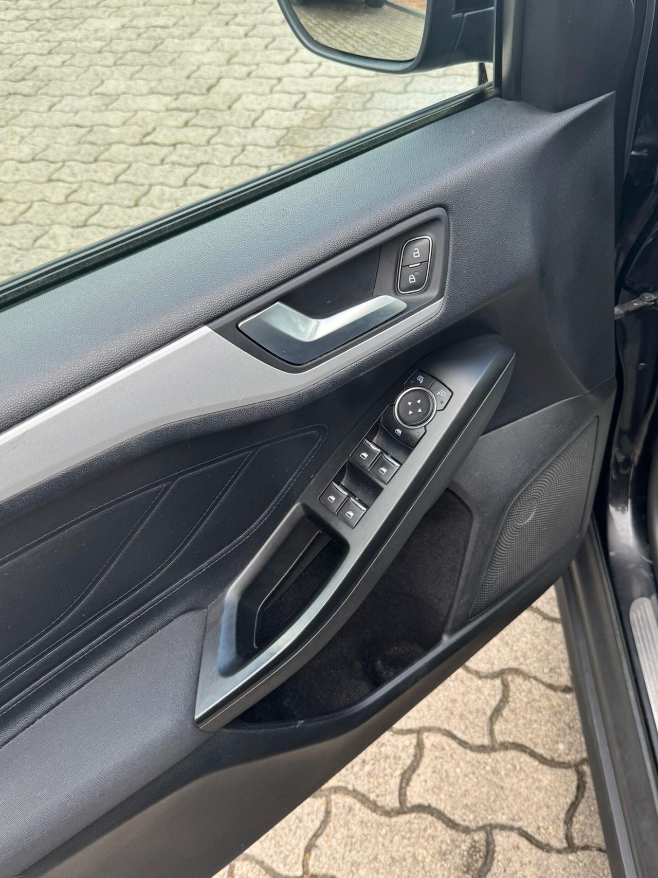 Ford Focus 1.0 EcoBoost 100 CV 5p. Business
