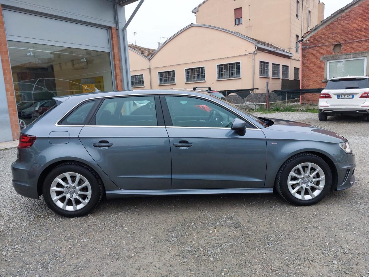Audi A3 SPB 1.6 TDI ULTRA S-LINE STUPENDA EURO 6B